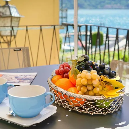 Hidden Terrace With Lake View *
