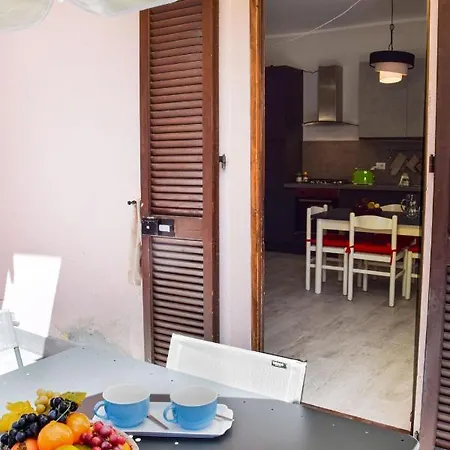 Hidden Terrace With Lake View * Dongo